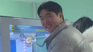 삼겹살 오징어 된장찌개 핫도그 우동 핫바 과자 딸기