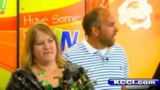 Iowa couple claims 202m Powerball prize