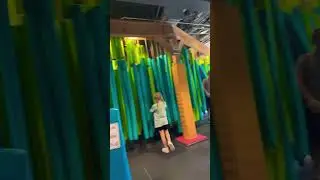 Selfiegirl is at the Phoenix children&rsquo;s museum in Arizona, hide and go seek water-noodles!
