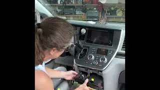 Replacing cup holder in 2017 Toyota Sienna
