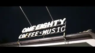 180 Coffee & Music! Cafe kece dengan live music di Bandung!