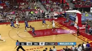 Rick Jackson with 4 Blocks against the Energy
