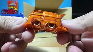 Hot Wheels Pantone Series 2026