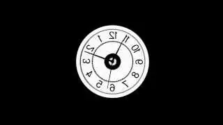 Clock Time Lapse Mirror Effect Horizontal with Warp Effect Analog Wall Clock in HD Timelapse Video