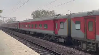 Nanda Devi Express Train - Indian Railways