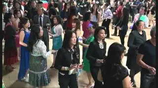 nouvel  an hmong de rillieux la pape danse lam vong 5/12/2016 youtube