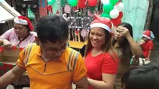 Dahil Malapit Na Naman ang December Mamimigay na naman tayo ng Mga Pamasko sa mga bata at mga Nanay.