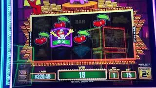 Испытываю свою удачу в игре Press Your Luck Whammy Wilds!!