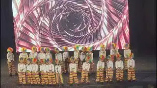 Pratheek singing song la la la