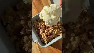 HEALTHY + EASY SINGLE SERVE APPLE CRISP #shorts