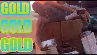 STRUCK GOLD! Mystery boxes unboxing! I bought an abandoned storage and found gold
