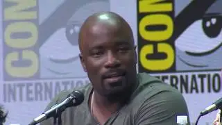 SDCC 2017 : The Defenders Hall H Panel (official video)