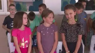 DONACIJA SRPSKE SOLIDARNOSTI U ŠKOLSKOM PRIBORU