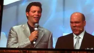 Entertainer Jason Hewlett & Orville Thompson at the Scentsy Awards Show