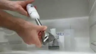 блендер Philips HR1605