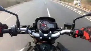 KTM Duke 390 and RC 390  Chase on Benelli 600i