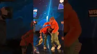 Seth Rollins Carries Becky Lynch Backstage After Smackdown 😂 #wwe #wwewrestler #wrestling #wwestat