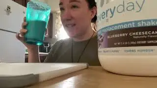Review of the Blueberry Cheesecake Meal Replacement Shake by Transform, Chris Powell & Heidi Powell