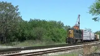 CSXT Y198 WITH CSX #6555 GP40-3 SOUTH BOUND LOCAL MIXED FREIGHT TRAIN