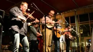 Adam Steffey & THE BOXCARS perform a terrific tune @ IBMA 2014!