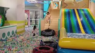 Explore Kuningan City: Happy Hive