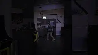 Убегай и прячься.