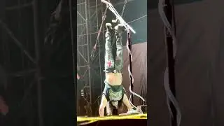 Slash's funny moments on stage #shorts #slash #gnr