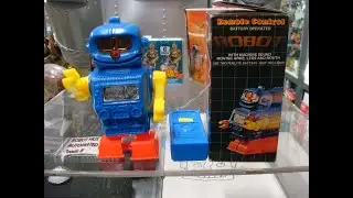 Remote control robot. a simple but cool wire remote control walking robot.