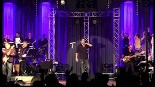 Let Me Entertain You - Radio Gaga