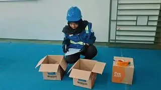 Pemeriksaan Barang Masuk oleh Warehouse Checker Sesuai SOP Pergudangan