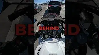 Should You Sit in Neutral at a Motorcycle Stoplight?