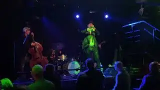 Bone Machine - Franks Wild Years (Tom Waits)
