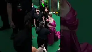 Alice quickly defended Lisa in front of reporters!!🤩🤩 #blackpink