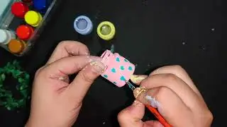 How to reuse old paint bottles🎨🖌️#reuseideas#trendingartvideo#