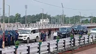 #BreakingNews HM Amit Shah live from Tawi bridge reviewing situations after flash floods in Jammu.