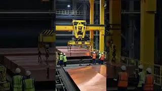 #техника#тяжелоеоборудование #металлы #machine #люди #руда #crane#медь#крановщик#завод#фабрика