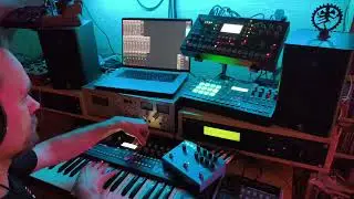 Short home synth jam. #elektron #analogrytm #octatrack #analogkeys
