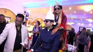 Anchor Roop Aggarwal hosting Tamil wedding
