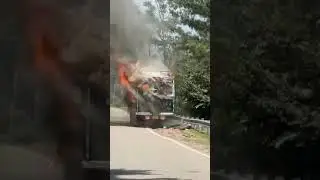 #jammusrinagarhighway #truck #fire #rambanchannel