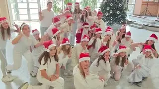 A Merry Hip Hop Christmas Dance