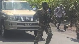 Ye zadjiri lewo bowa komori kazitsi zawu ruwa