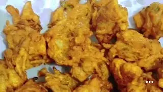 Aloo pyaj pakode | आलू प्याज पकोड़े | onion potato Bhajiya  #shorts