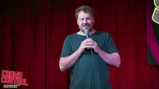 Crowd Control: Chris Martin vs Dusty Rich