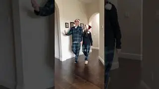 SURPRISING MY FAMILY with Matching Christmas PJs 🎄 w Mattie Westbrouck- #shorts