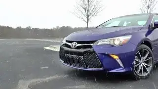 2016 Toyota Camry XSE - What's New? (wireless charging pads and more)