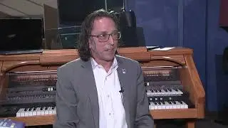 Meet the legendary 'Phantom of Madison Square Garden'