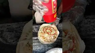Нигерийская шаурма. Пробовали? Стоит 3000 ₦ / 2 доллара.