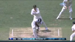 Australia rips through middle order