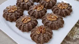 حلوة جافة بالكاكاو 🍫 و محشية بالجوز و الكاوكاو🥜 M.gateau