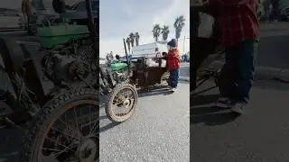 Chillen at the car show with the mini T‼️ #ratrod  #miniratrod #classic #carshow #vibe #🏎️